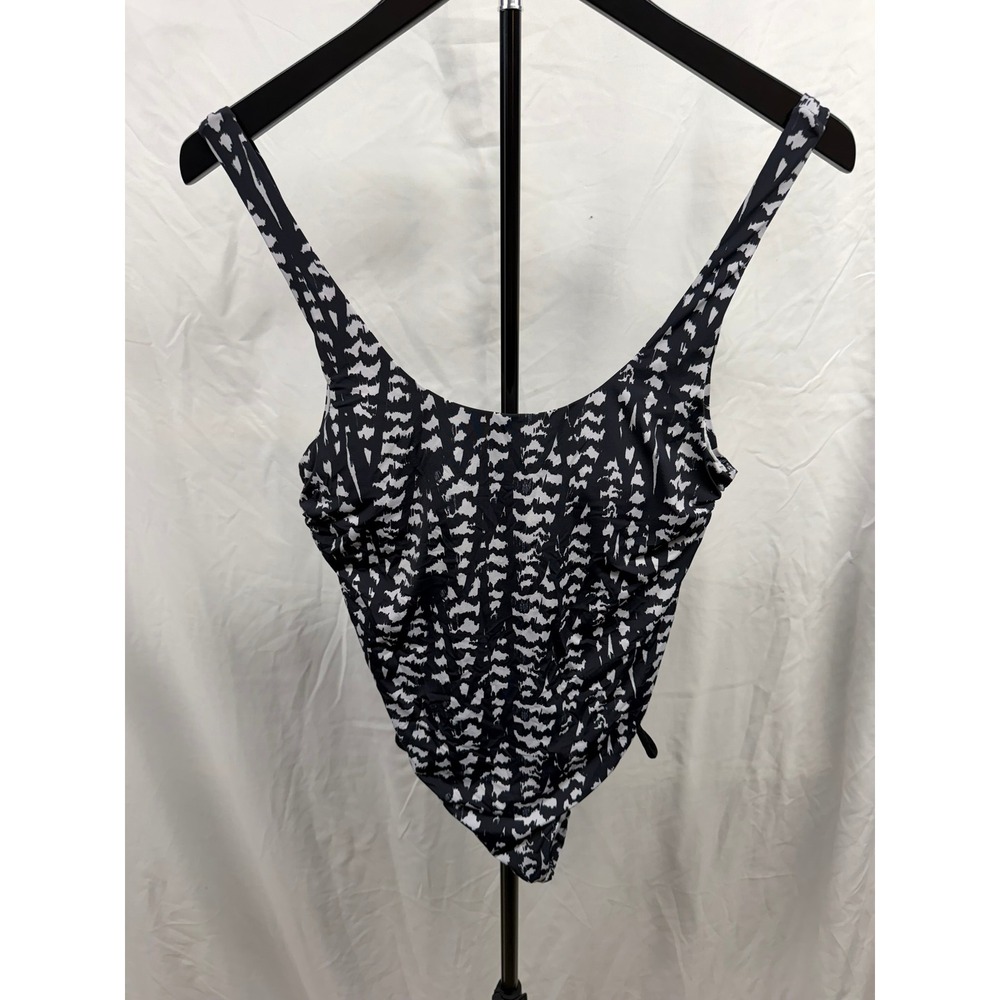 Radio Fiji Womens Black and White Abstract Print Side Tie Scoop Neck Swimsuit M